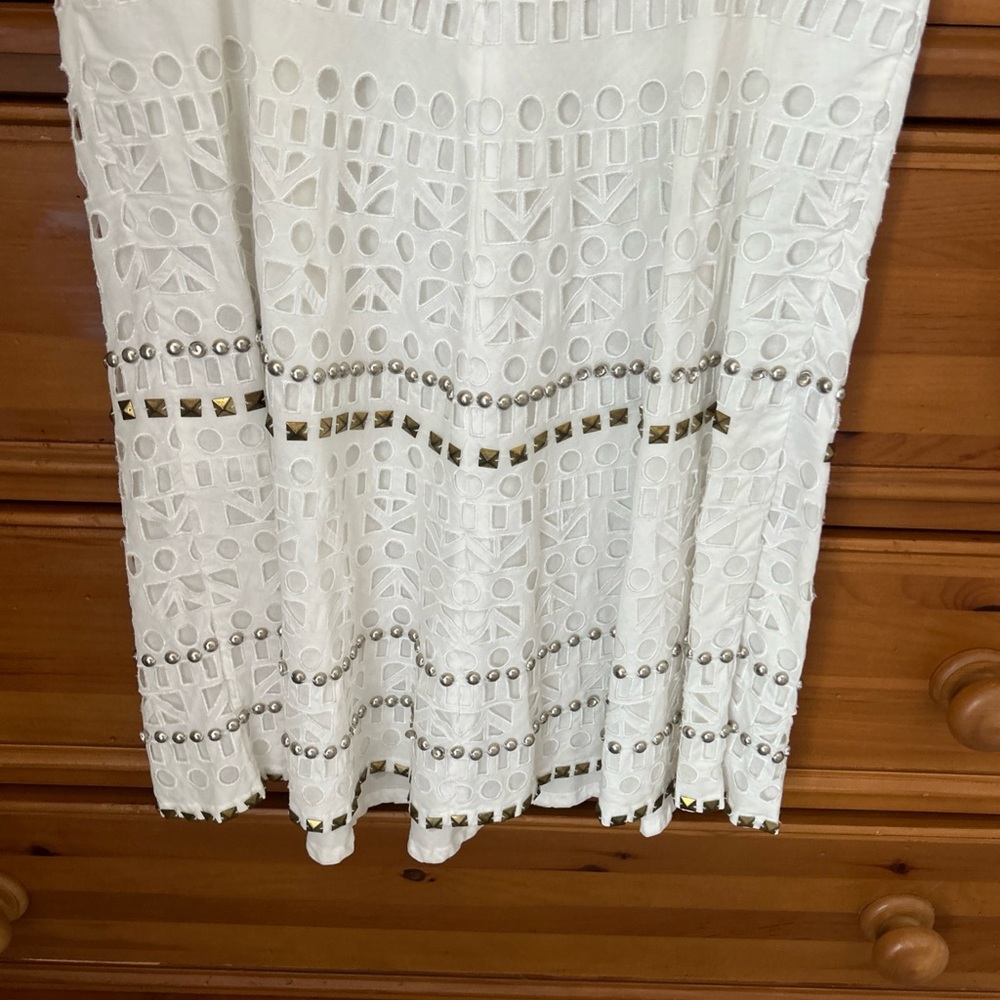 Tory Burch Womens Sz 6 White Sleeveless Studded Cutwork Mini Dress Summer Resort - Picture 7 of 10